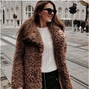 Zara Women's Brown Faux Fur Coat  S size